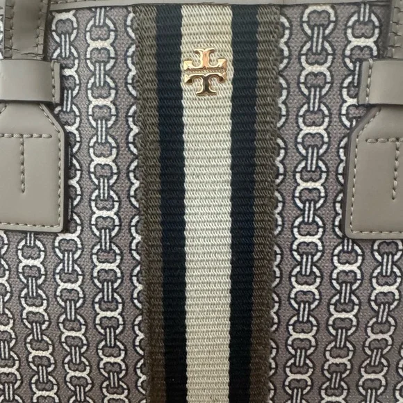 Tory Burch Gemini Tote Purse Bag Taupe/Navy with duster bag - Picture 4 of 9